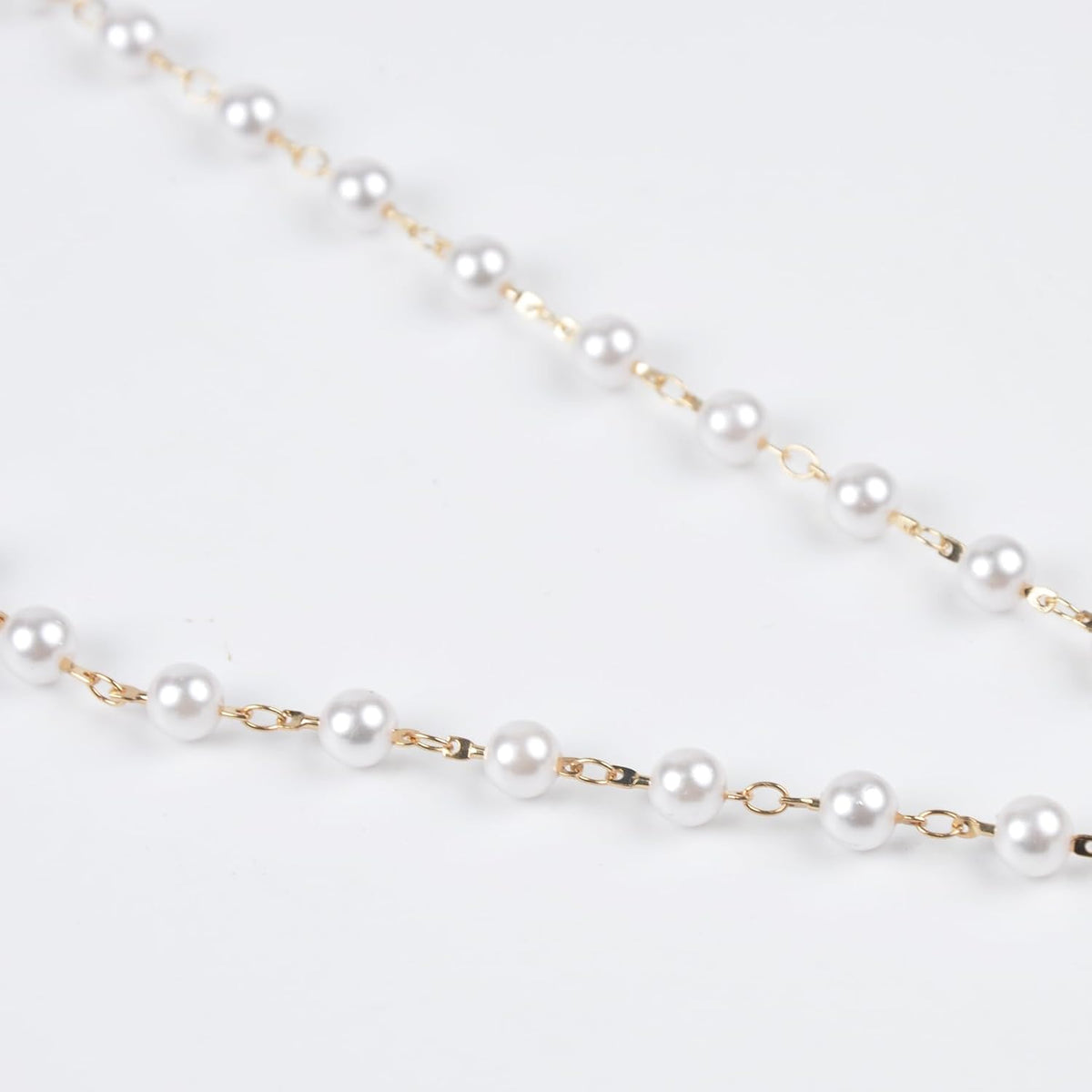 Anti-Lost Neck Strap Holder Magnetic Gold Leash Pearl Chain Necklace Compatible With Airpods Pro 3 2 1