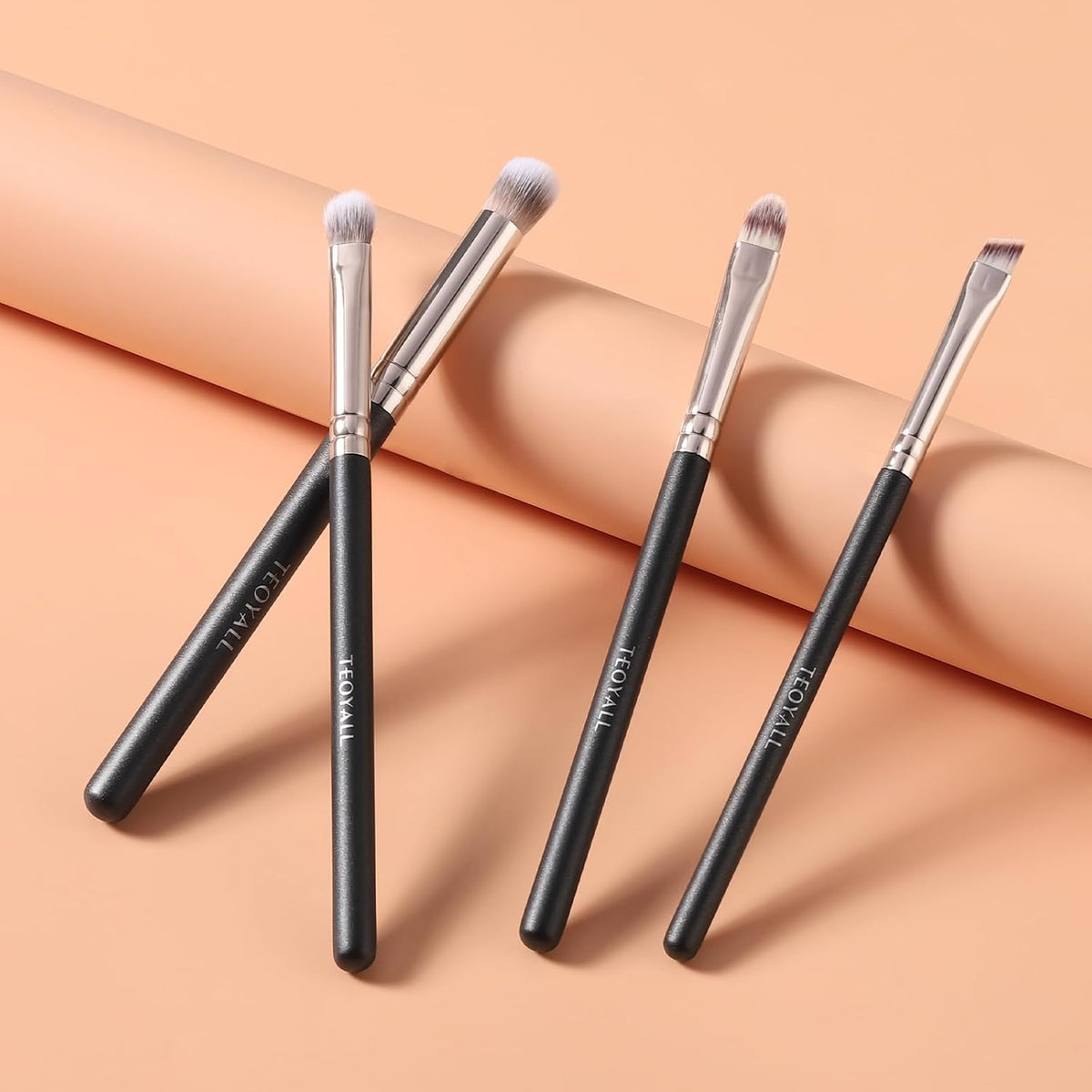 TEOYALL Eye Crease Brush, Soft Dense Synthetic Bristles Eyeshadow Brush Flat Concealer Brush For Powder Cream Concealer Highlight