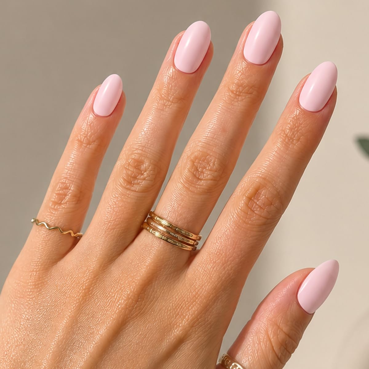 Olive & June Instant Mani Press-On Nails, HZ Velvet, Short, Round | Salon-quality glue-on manicure kit; 42 non-toxic fake nails in 21 sizes, recycled materials, realistic look, lasts 14 days
