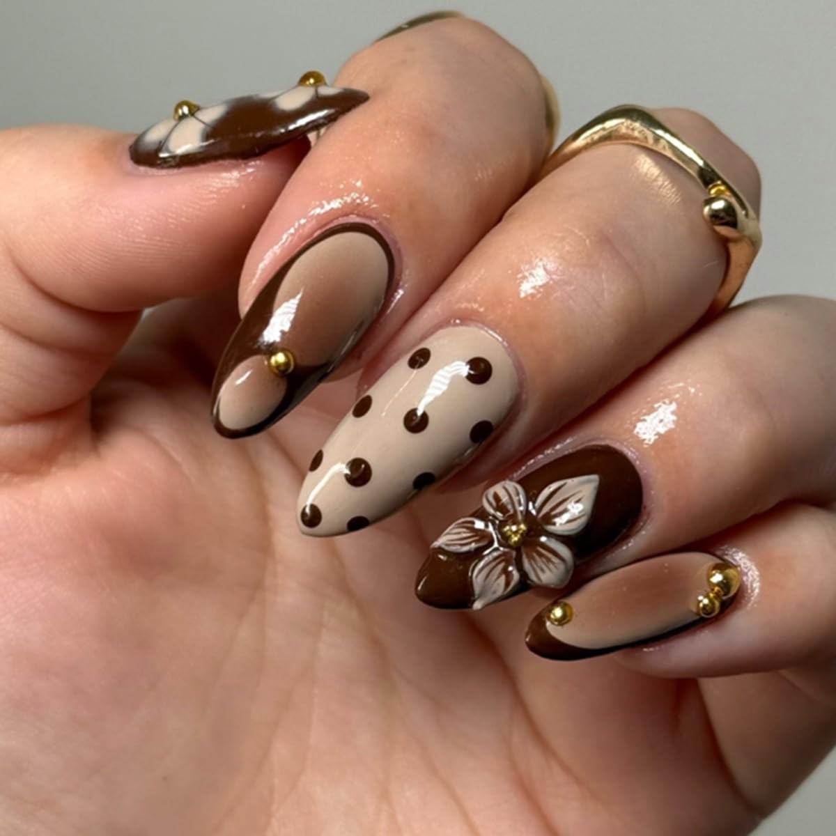Halloween Press on Nails Almond Medium Fake Nails Black White Gradient Glue on Nail Goth False Nails with Bat Spider Web Designs Glossy Reusable Stick on Nail for Women Girls 24Pcs