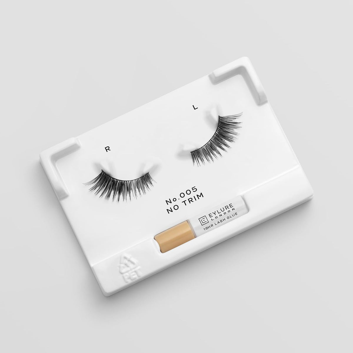 Eylure Volume Accent No. 005 Reusable Eyelashes, Adhesive Included, 1 Pair