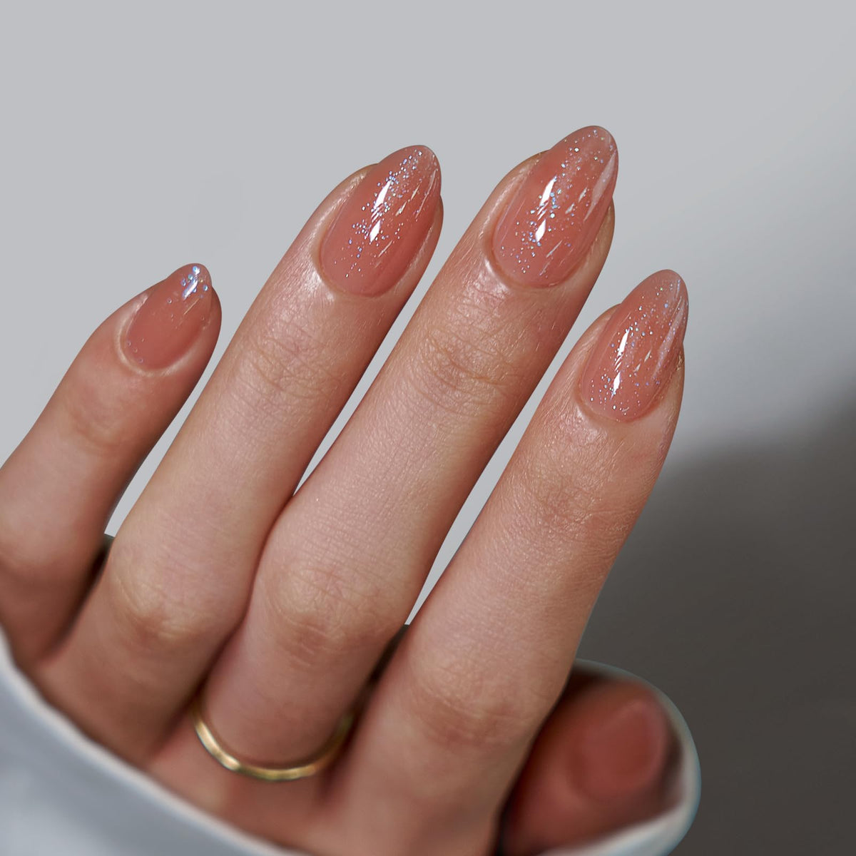BTArtbox Press On Nails, Liquid Radiance, Medium Almond, Cat Eye, 32Ct | Lamp-Curable 4-Week Wear, Salon-Quality Natural Nails, 10-Minute Easy Daily Application, 16 Sizes, All-in-One Complete Kit