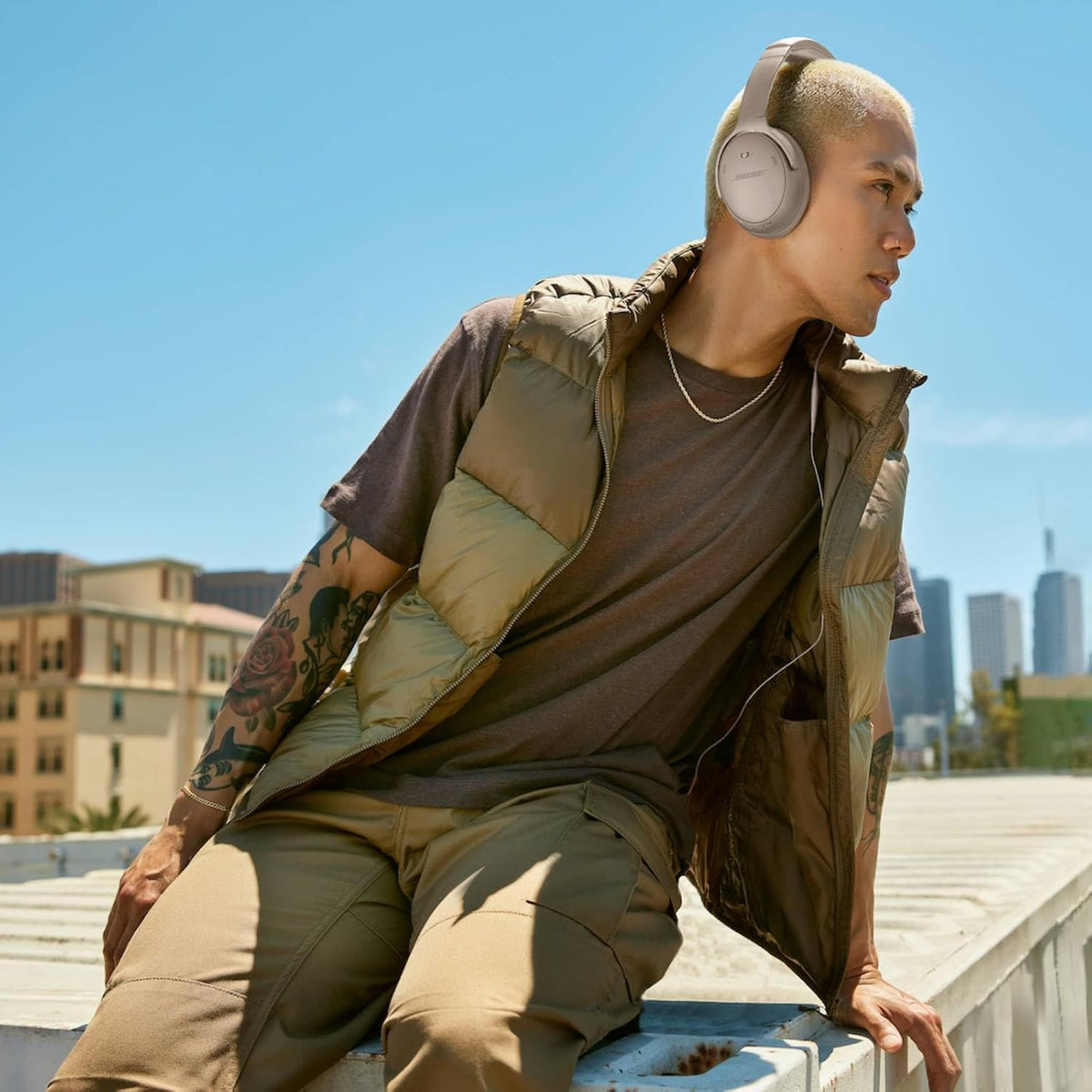 Bose QuietComfort Headphones - Wireless Bluetooth Headphones, Active Over Ear Noise Cancelling and Mic, USB-C Charging, Deep Bass, Up to 24 Hours of Playtime, Sandstone