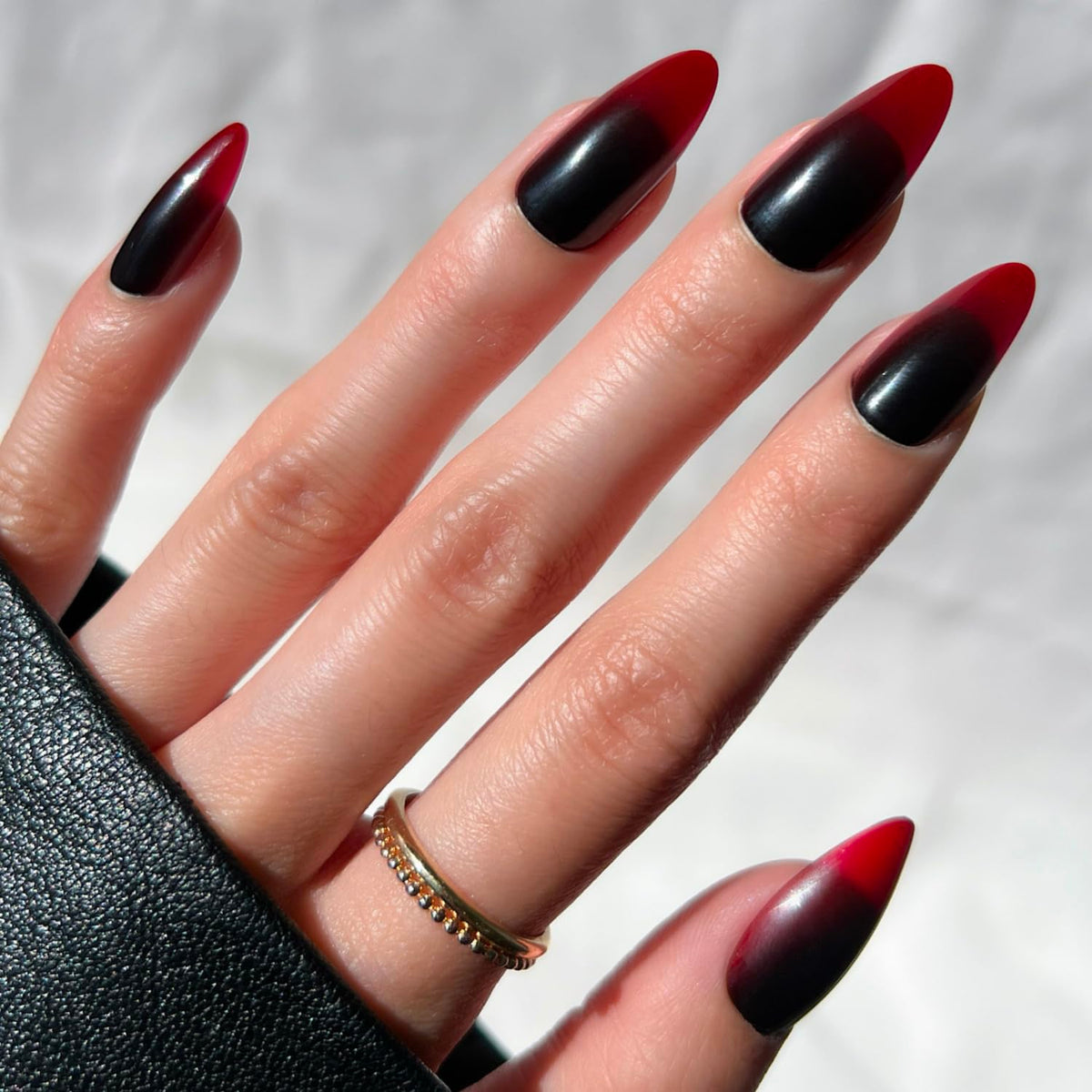 Glamnetic Halloween Press On Nails, Short Almond Glossy, Ghost Besties