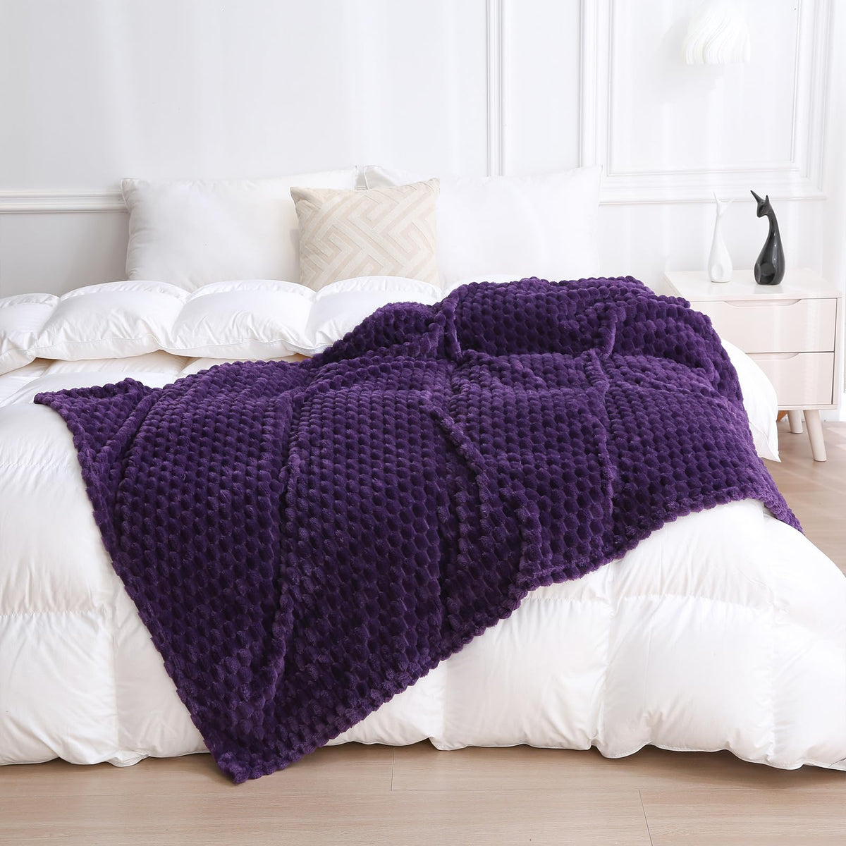 Puncuntex Burnt Orange Throw Blanket 50"×60" Fuzzy 3D Jacquard Decorative