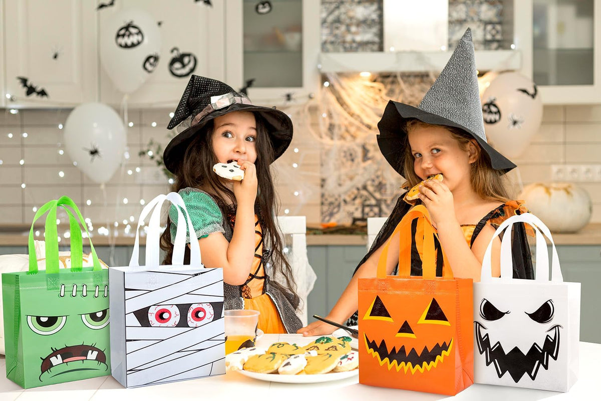 Jaywayang 8Pcs Halloween Trick or Treat Tote Bags with Handles ， Reusable Non-Woven Ghost Face Gift Bags for Adults Kids Gifts Wrapping, Party Supplies.