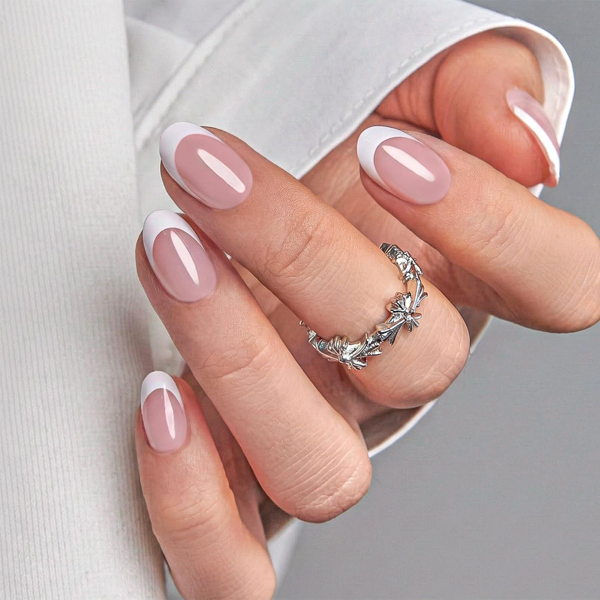 CurvLife Short Oval Chrome Nude Press On Nails, Champagne Pearl, Soft Gel | 32PCS 16 Sizes, Salon-Quality Natural Fake Nails, Curved Fit, 7-14 Day Glue-On Wear, Reusable Stick-On Nails, Press-On Kit