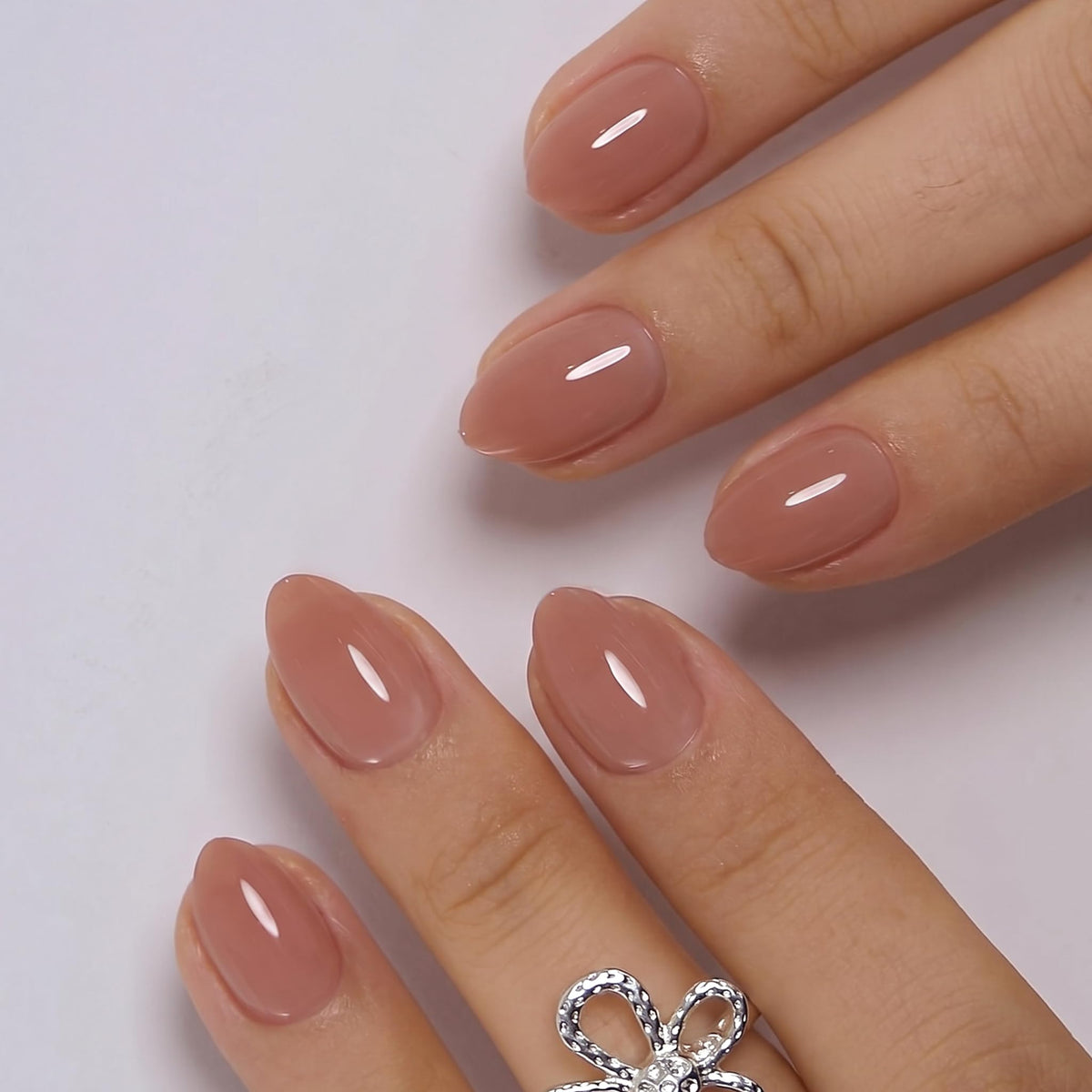 CurvLife Oval Milky White Press On Nails Extra Short, Summer Soft Gel Reusable Fake Nails Kit with Glue & Tabs, 32Pcs 16Size Salon-Quality Stick On Nails for Women At-Home Manicure