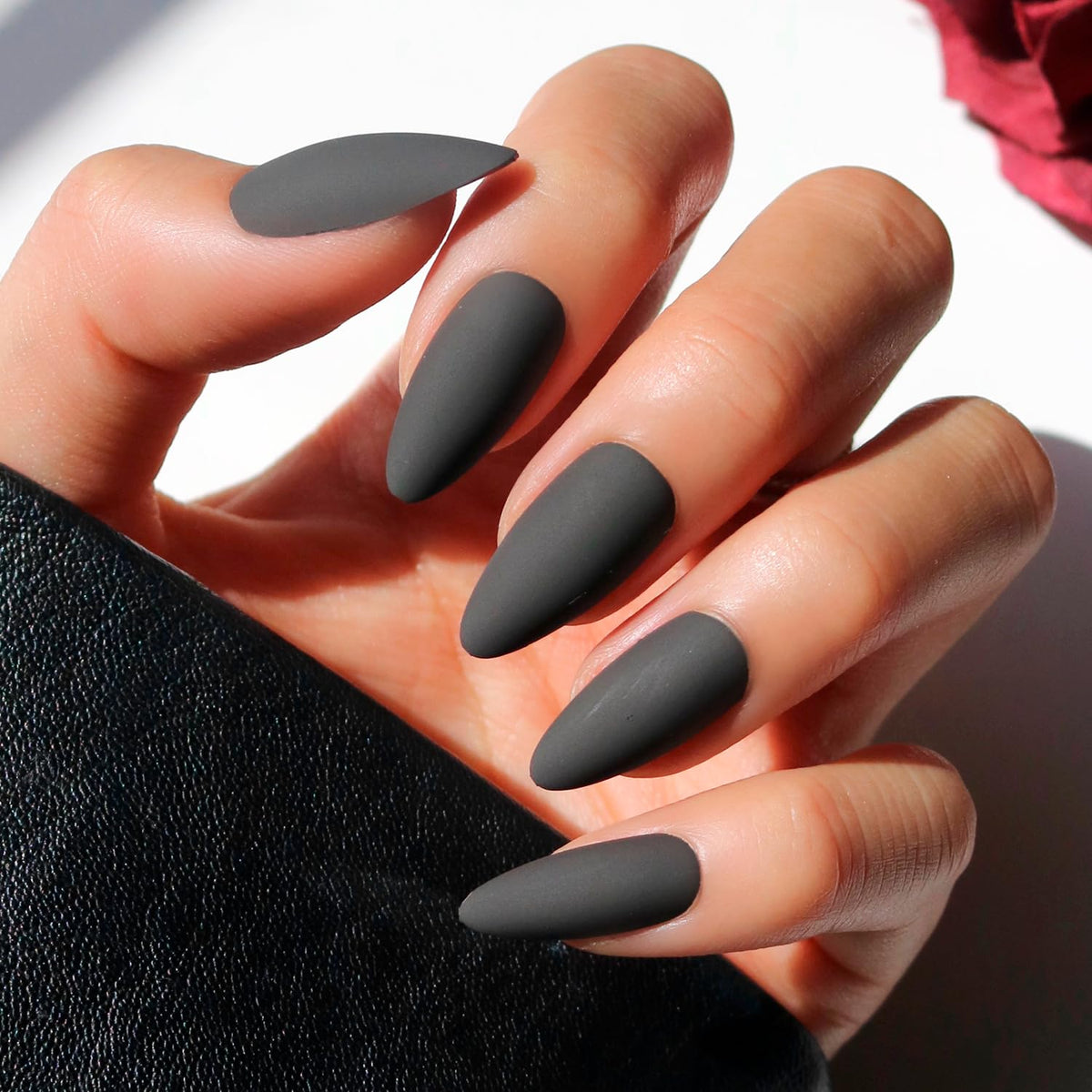 Glamnetic Halloween Press On Nails, Short Almond Glossy, Ghost Besties