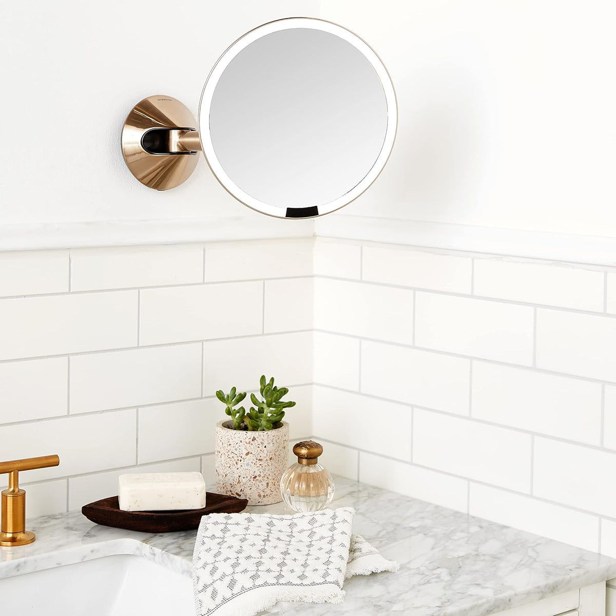 simplehuman Sensor Mirror, Wall Mount Makeup Mirror with Light, 8" Round Lighted with Magnification (5X), Hard Wired, Swing Arm, Brass Stainless Steel
