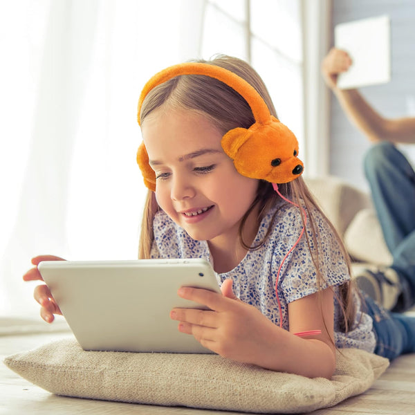 Coby Wired Kids Headphones | Lightweight Cuddle Earphones with Microphone | Volume Limiting 85dB | Plush Headset for Children| On-Ear Kids Headphones for Kids for School (Brown Bear)