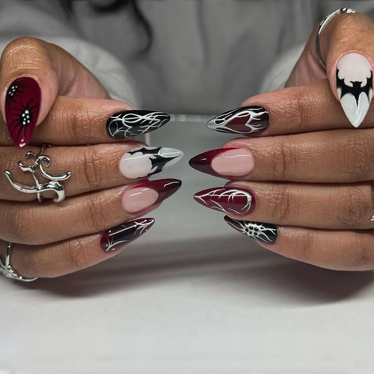 Halloween Press on Nails Medium Almond MABKJLF Fake Nails Glow in The Dark Full Cover Nightmare Christmas False Nails Glossy Glue on Nails Artificial Acrylic Nails for Women Girls 24 Pcs