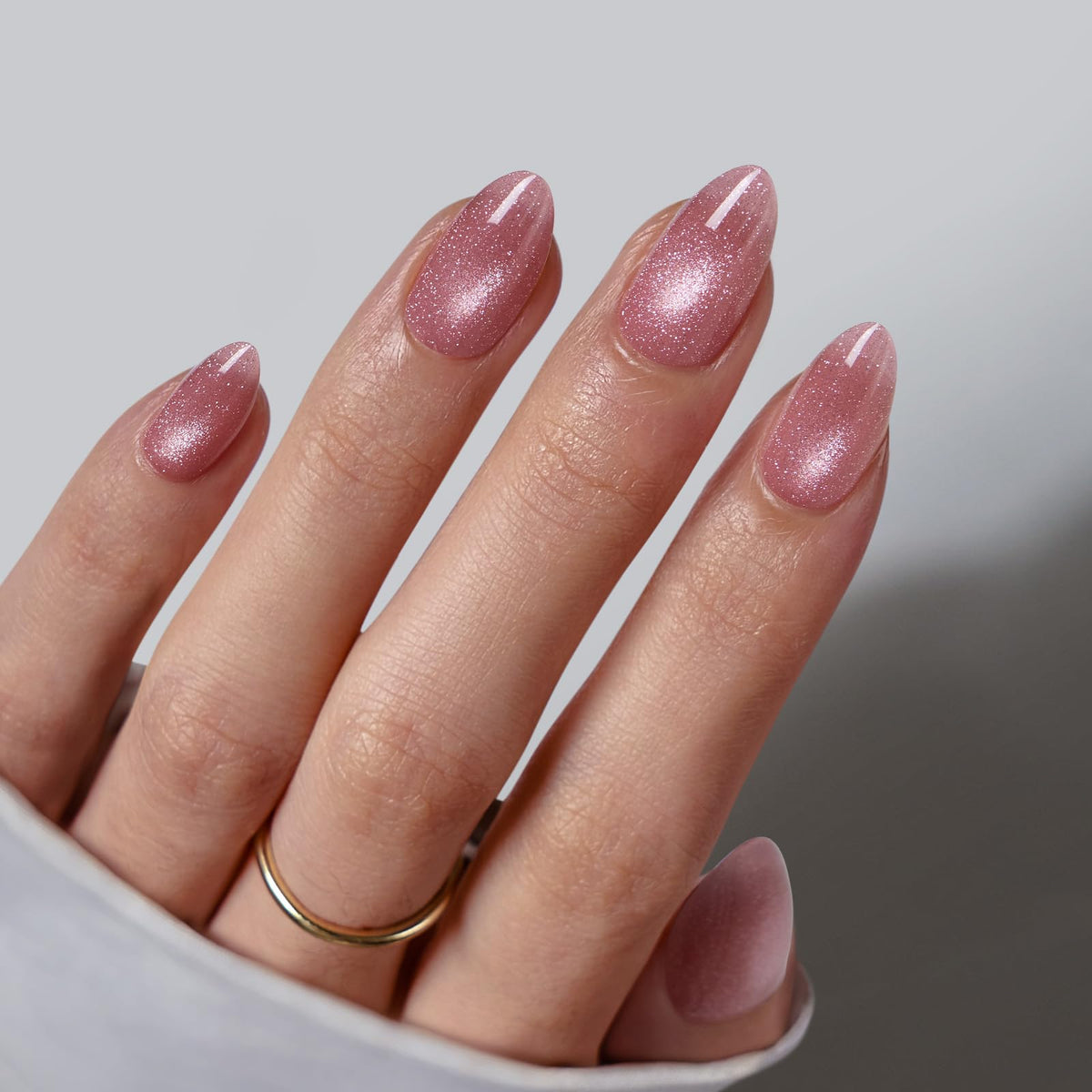 BTArtbox Press On Nails, Liquid Radiance, Medium Almond, Cat Eye, 32Ct | Lamp-Curable 4-Week Wear, Salon-Quality Natural Nails, 10-Minute Easy Daily Application, 16 Sizes, All-in-One Complete Kit