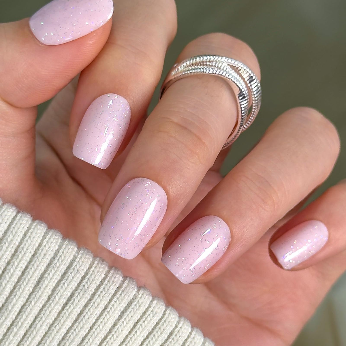 CurvLife Oval Milky White Press On Nails Extra Short, Summer Soft Gel Reusable Fake Nails Kit with Glue & Tabs, 32Pcs 16Size Salon-Quality Stick On Nails for Women At-Home Manicure