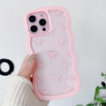 QLTYPRI Bow Case for iPhone 13/iPhone 14 Wavy Fame, Pink