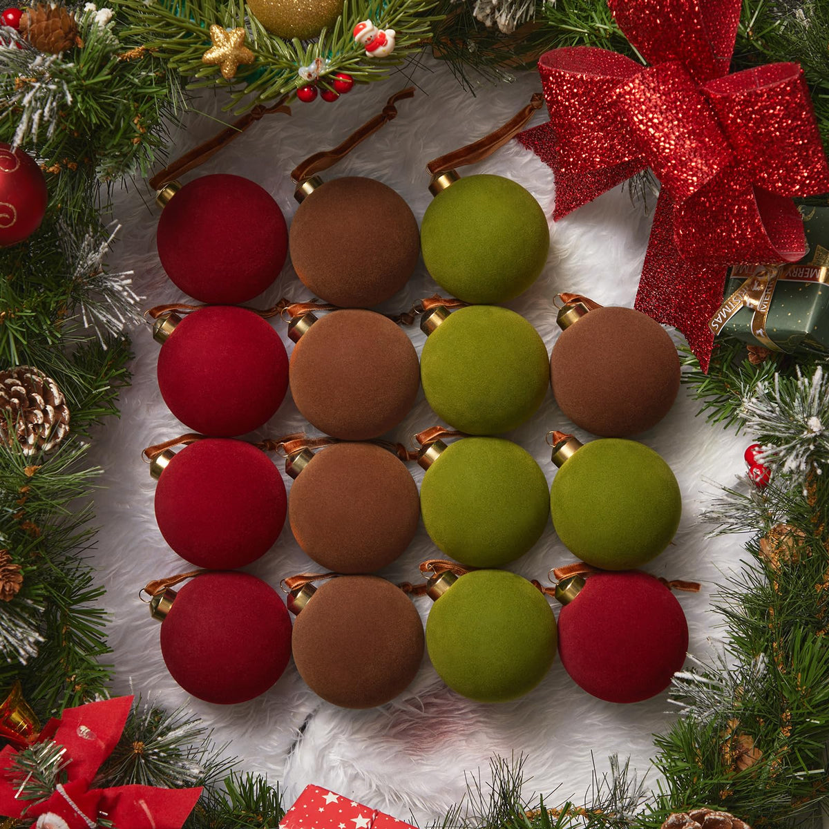 Brightown 15 Pcs Red Velvet Christmas Ornaments Balls Set, 3.15 Inch Balls