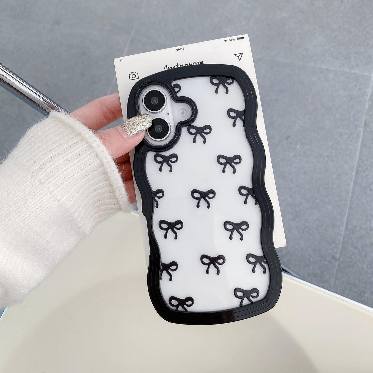 QLTYPRI Bow Case for iPhone 13/iPhone 14 Wavy Fame, Pink