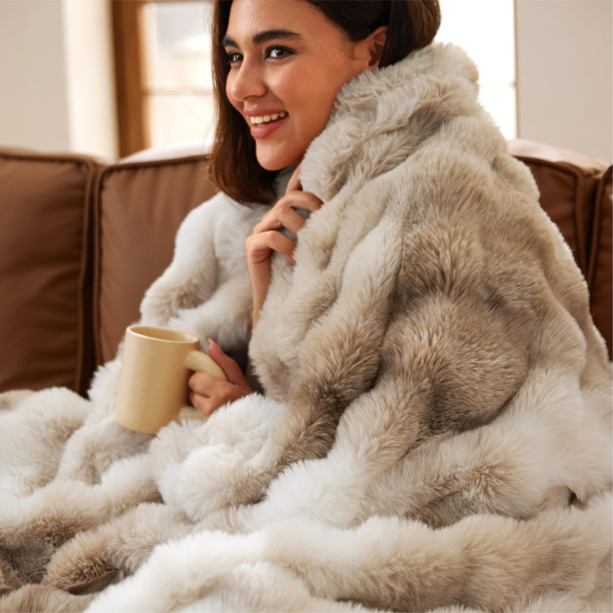Bedsure Fluffy Bubble Faux Fur Throw Blanket, 50"x60", Cream