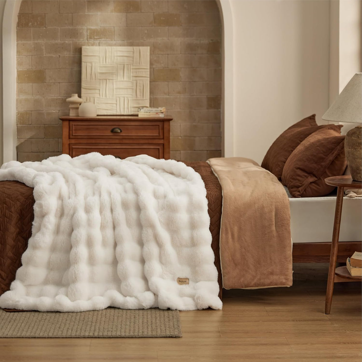Bedsure Fluffy Bubble Faux Fur Throw Blanket, 50"x60", Cream