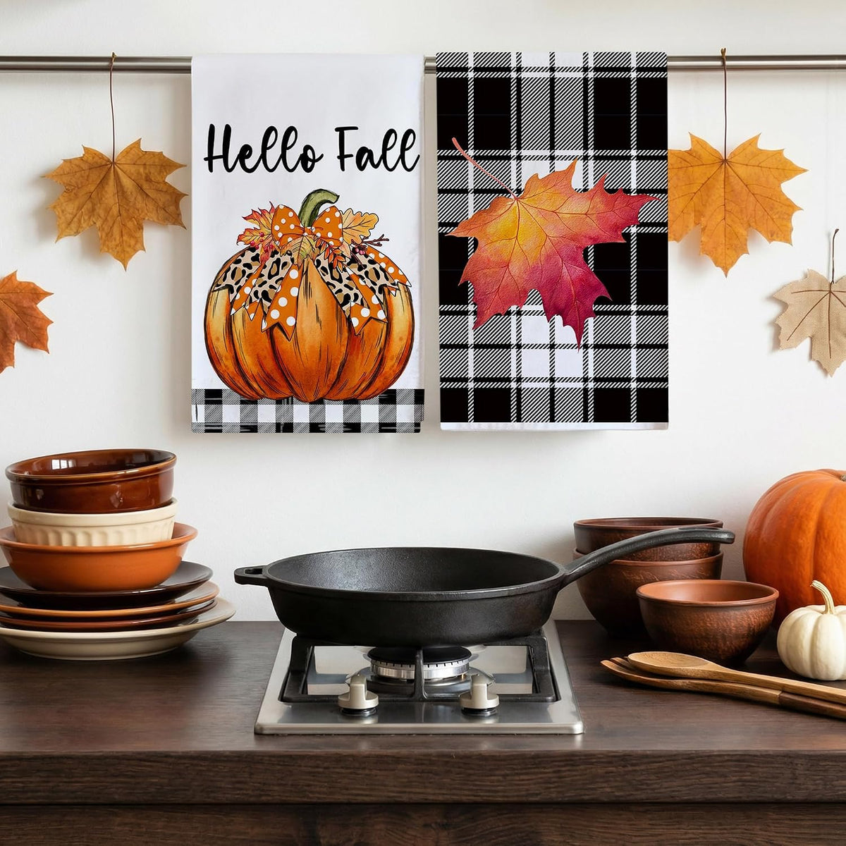 Hexagram Pumpkin Fall Kitchen Towels, Buffalo Check Fall Decor Hand Towels