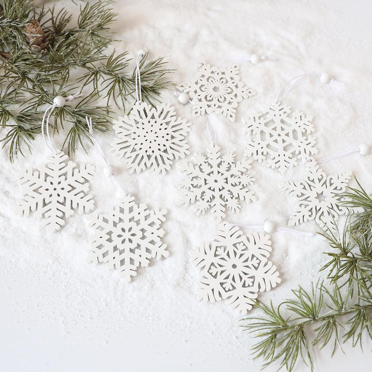 16 Pieces White Snowflakes Ornaments Christmas Tree Decorations