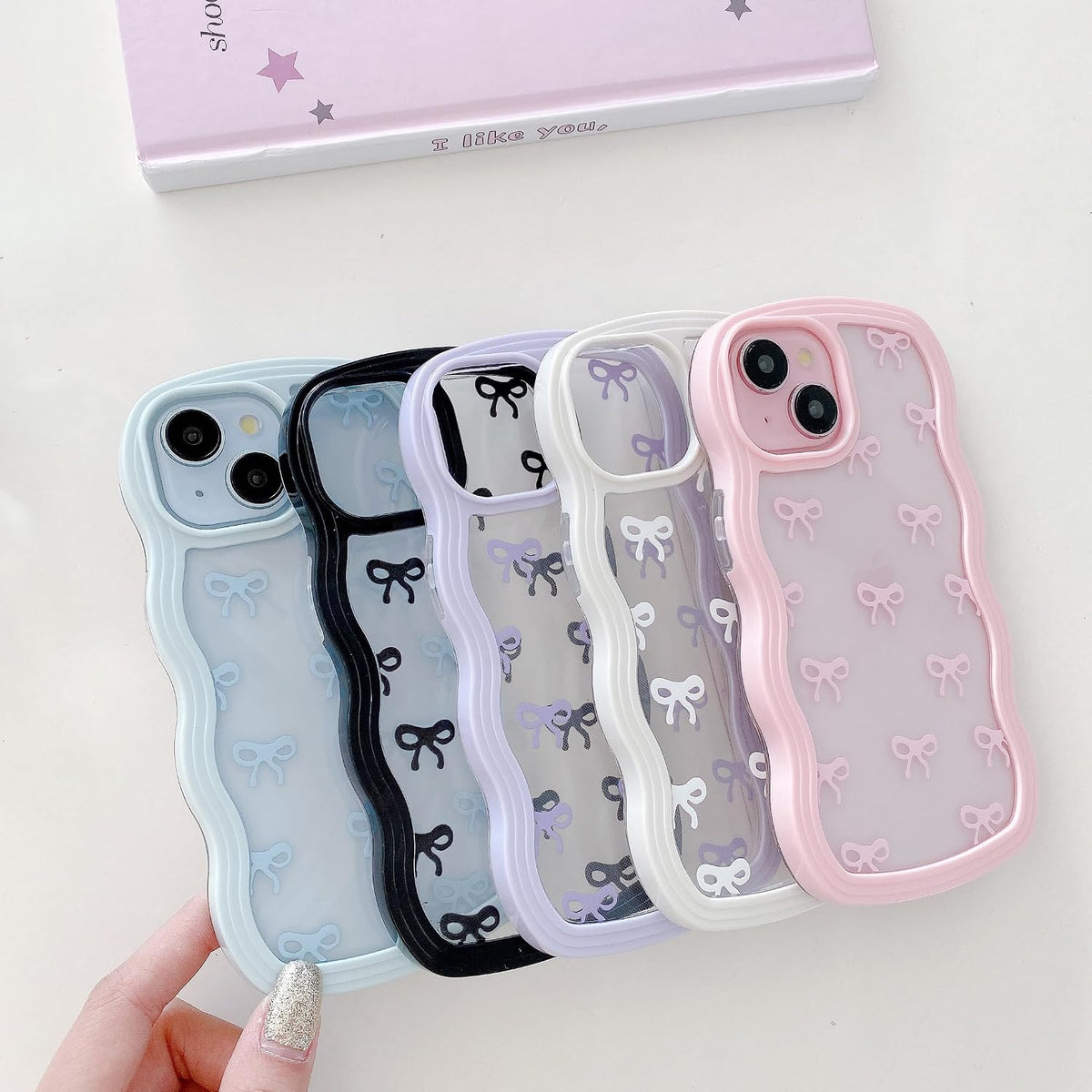 QLTYPRI Bow Case for iPhone 13/iPhone 14 Wavy Fame, Pink
