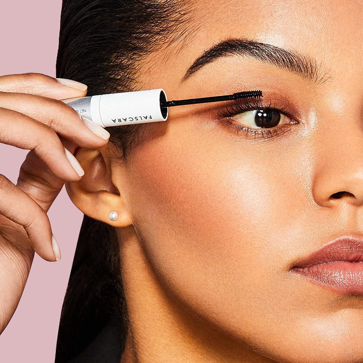 KISS Falscara DIY Eyelash Extension Bond & Seal Infused with Biotin & Vitamin E – Strong Gentle Comfortable Lash Adhesive for All Day Wear For Use With Falscara Lash Wisps, Remover, and Applicator