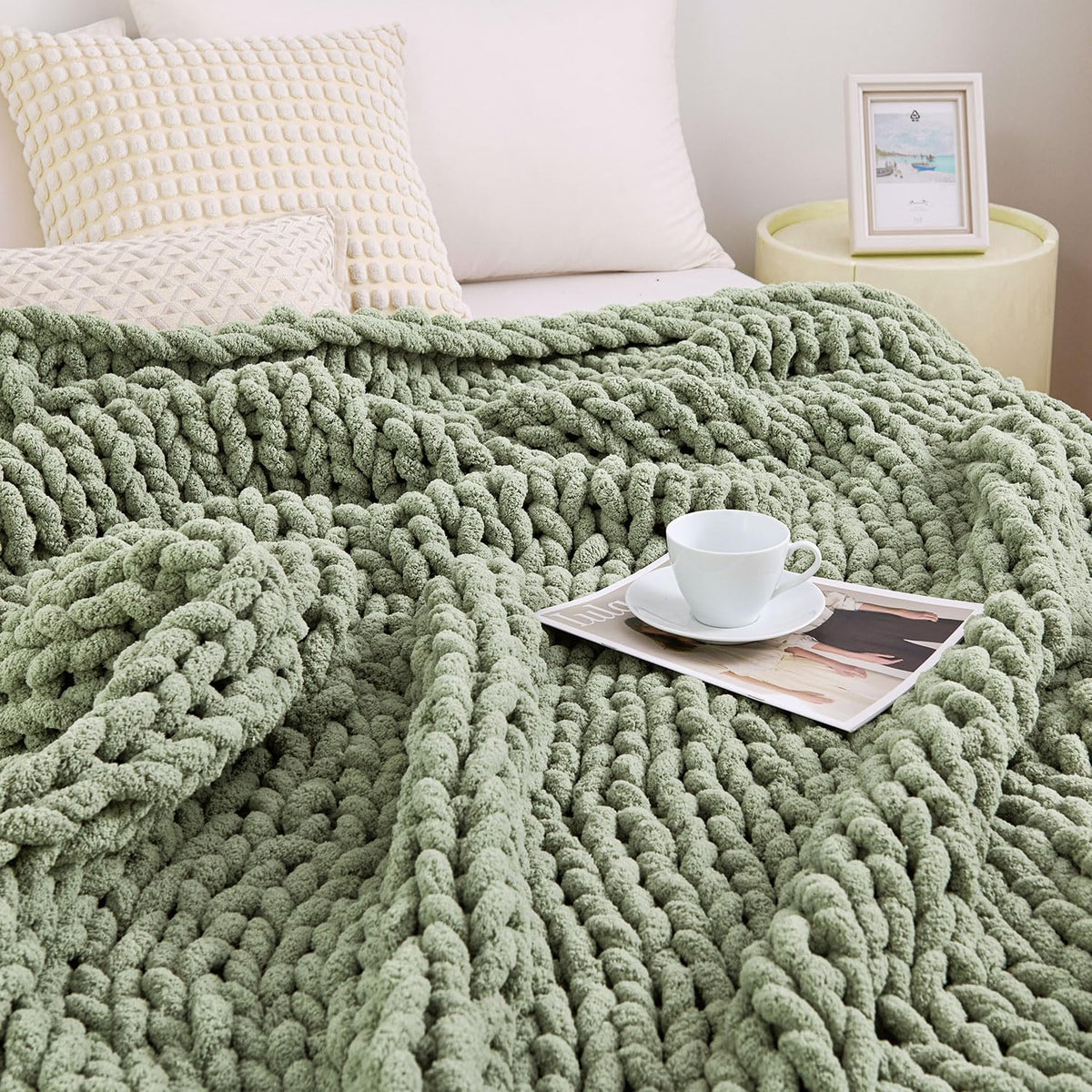 Chunky Knit Blanket Throw for Couch, 51"x63" Chunky Yarn Knitted Blankets | 100% Hand Knit Thick Chenille, Soft Breathable for Bed, Sofa, Home Decor, Cozy Gifts for Women Friends, Sage Green