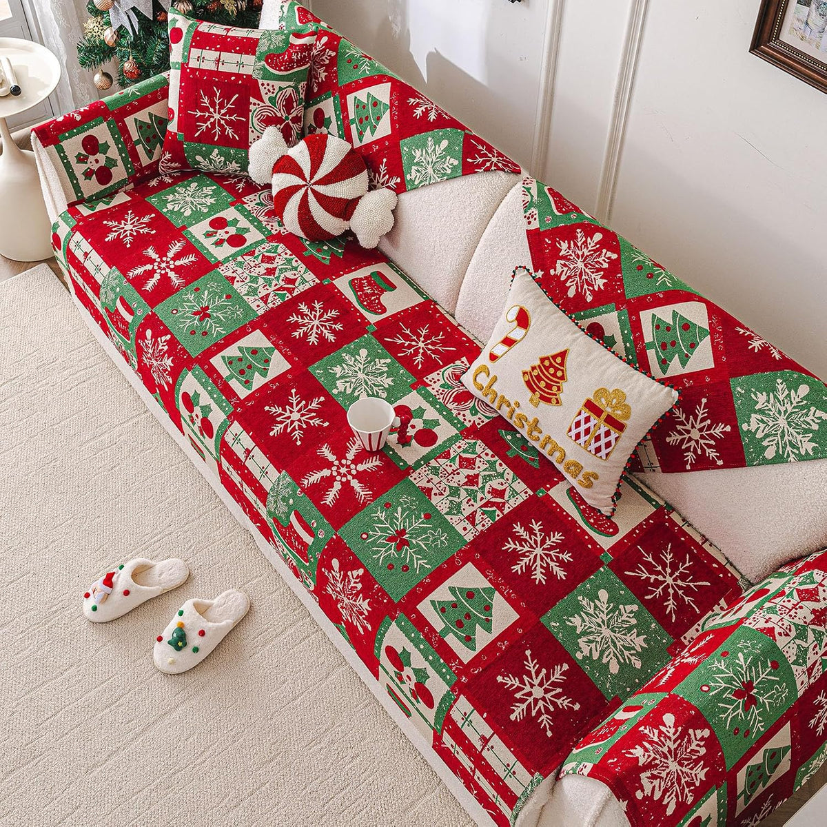 vctops Christmas Couch Cover, Christmas Decorations Soft Chenille Checkered Sofa Cover Washable Non-Slip Sectional Couch Cover for Dogs, Children, Pets Furniture Protector (Red,28"x28")