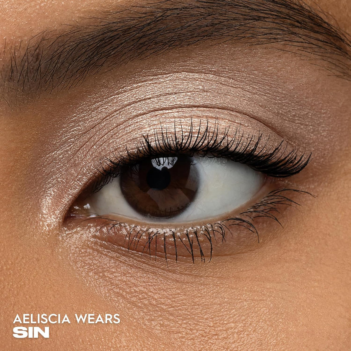 Urban Decay 24/7 Longwear Eyeshadow Single - High-Pigment Eye Shadow Compact, Smooth & Blendable Color, Up to 12HR Wear, Crease-free Makeup, Matte Satin Shimmer & Metallic Finishes, Vegan