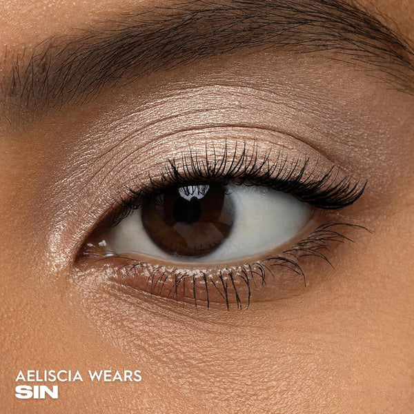 Urban Decay 24/7 Longwear Eyeshadow Single - High-Pigment Eye Shadow Compact, Smooth & Blendable Color, Up to 12HR Wear, Crease-free Makeup, Matte Satin Shimmer & Metallic Finishes, Vegan